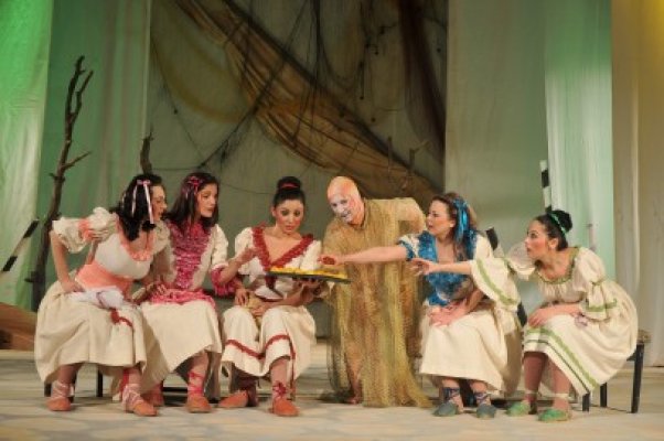 Iată ce spectacole a pregătit constănţenilor Teatrul de Stat